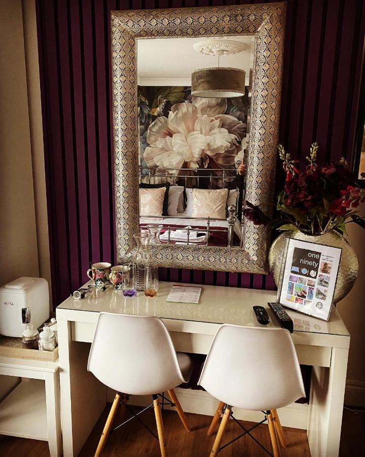 One Ninety Boutique Accommodation 伯翰姆昂斯 外观 照片